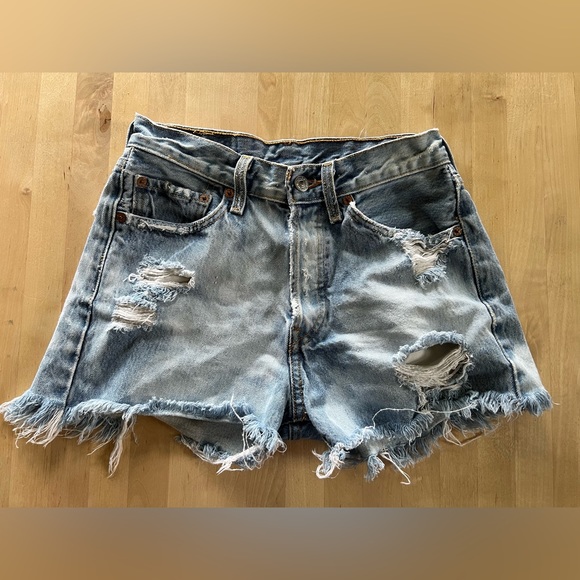 Vintage Levi Shorts - Picture 1 of 4